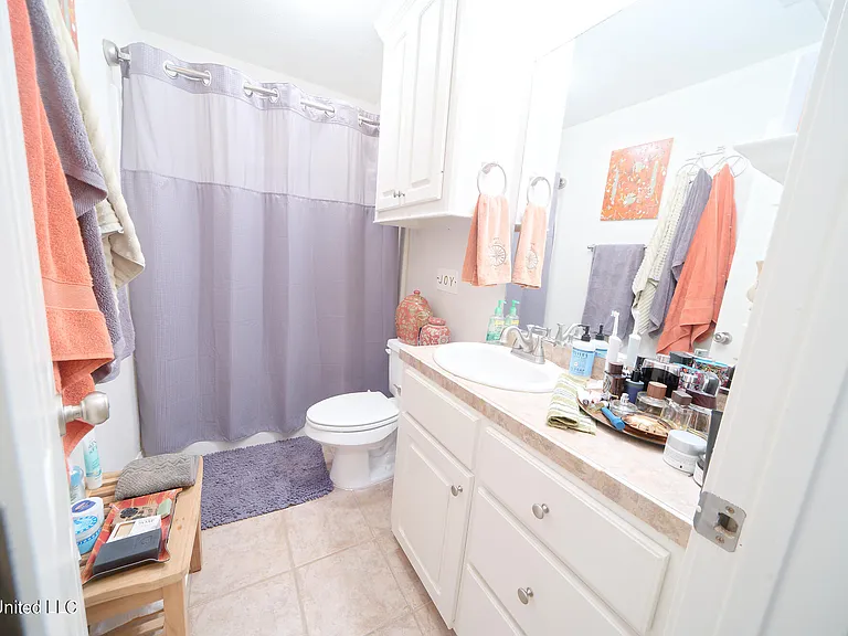 408 Green Tree Pl — Photo 23