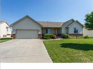2558 E Evanston St, Wichita, KS 67219