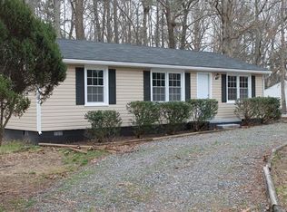 4307 Hyde Park Dr, Chester, VA 23831