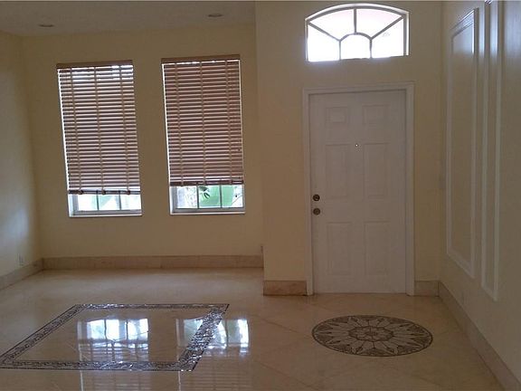 3rd image of 6908 NW 33rd St