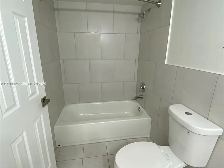 455 S Pine Island Rd #110C — Photo 21