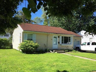 2106 Tackle St, Essexville, MI, 48732