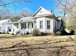 117 Church St, Red Springs, NC 28377