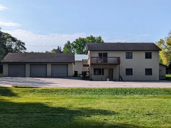 1919 4th Ave #1 & 2, Mankato, MN 56001