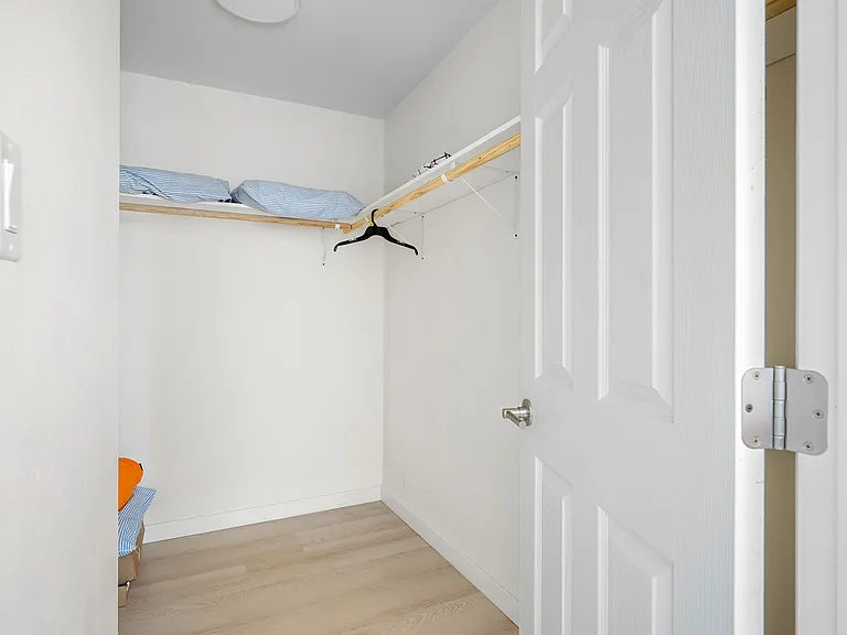 5228 Auckland Ave #2 — Photo 13