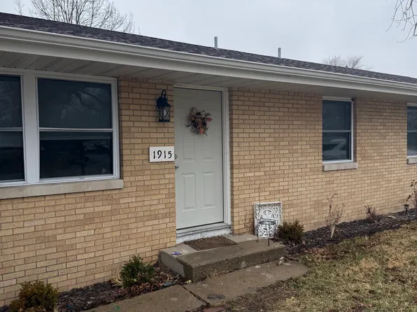 1915 Brownfield Rd #1, Urbana, IL 61802