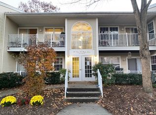 73 Maple Ln #2424, Mount Arlington, NJ 07856