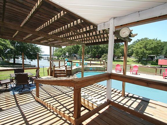 5th image of 249 Southlake Dr
