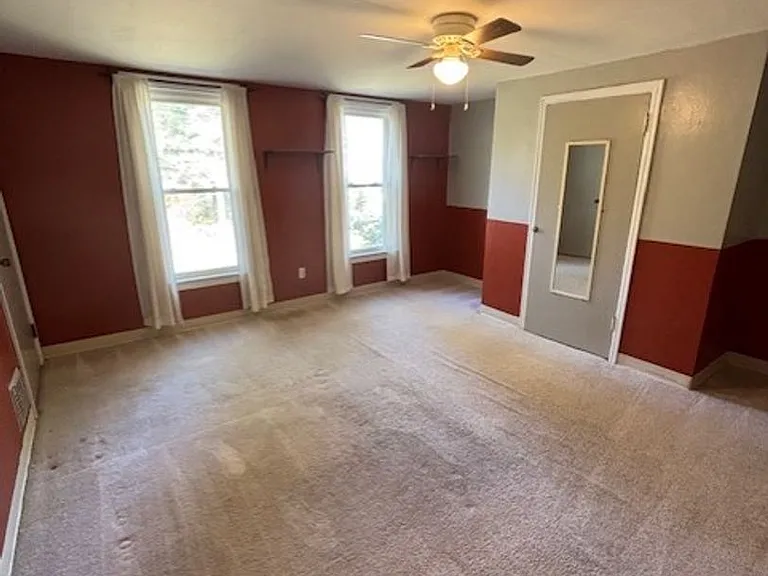 5302 Overlook Glen Dr #2 — Photo 14