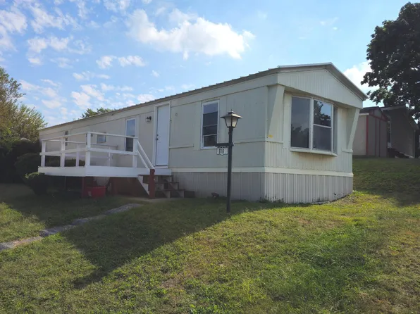 816 Wisteria Dr, Ephrata, PA 17522