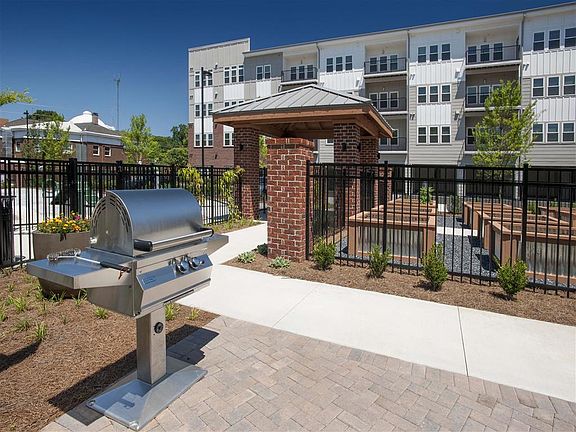 Alexan Eav Apartment Rentals Atlanta Ga Zillow