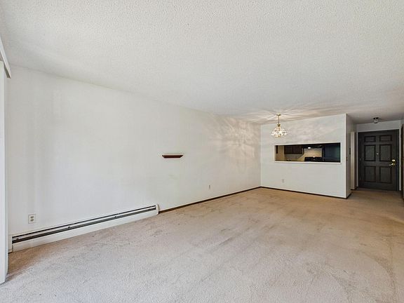 2nd image of 2809 E Minnehaha Pkwy APT 205