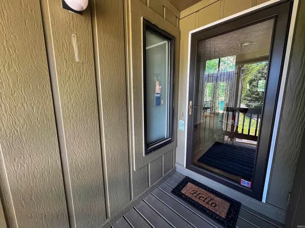 9330 S Lake Ridge Dr #63, Bloomington, IN 47401