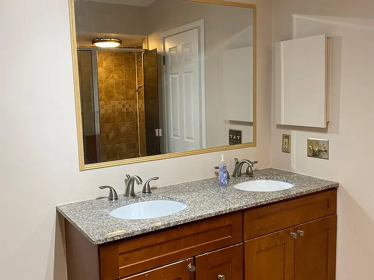 358 Greenfield Rd — Photo 38