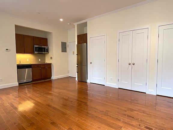 2nd image of 488 7th Ave APT 7f