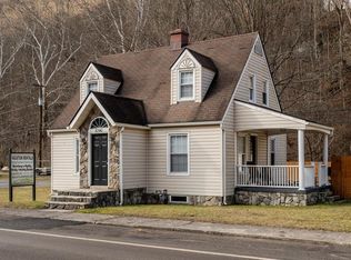 10540 River Rd, Itmann, WV 24847