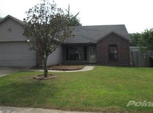 25 Redleaf Cir, Little Rock, AR 72210