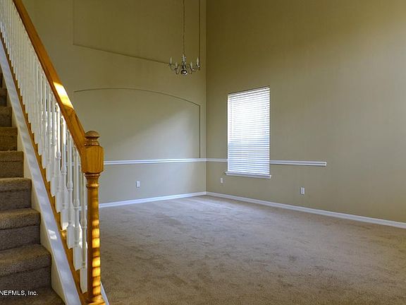 Entry to Living Room.jpg