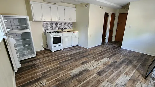 1225 Saint Clair Ave #14 Photo 1