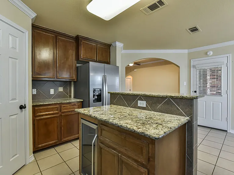 6905 Deorsam Loop — Photo 16