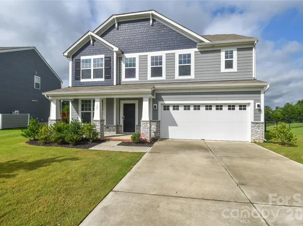 125 Dawn Run Loop, Mooresville, NC 28115