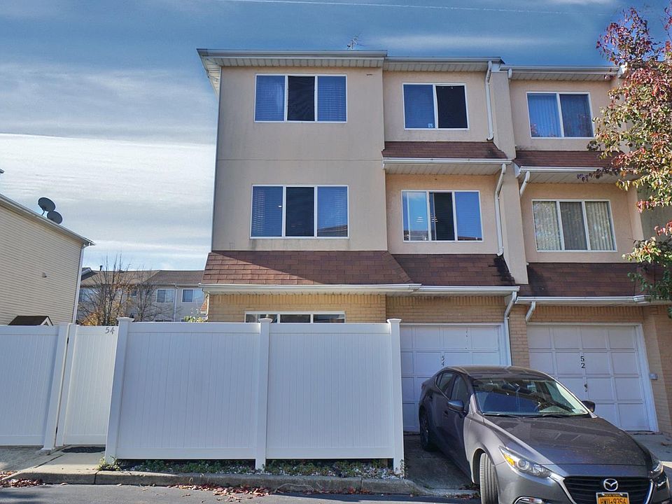 1st image of 54 Sandywood Ln