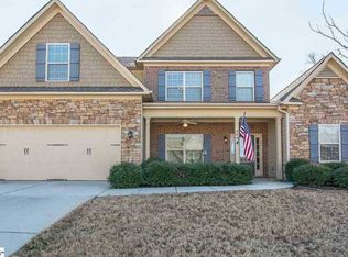204 Raven Falls Ln, Simpsonville, SC 29681