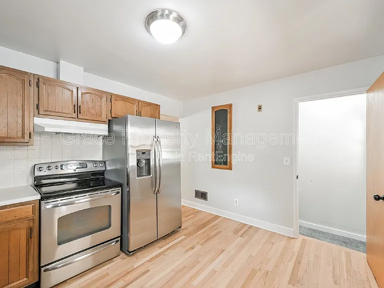 2610 S Gaylord St — Photo 4