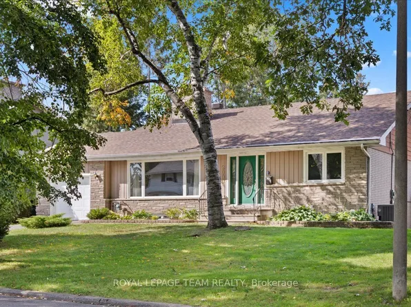 2000 Norway Cres, Ottawa, ON K1H 5N7