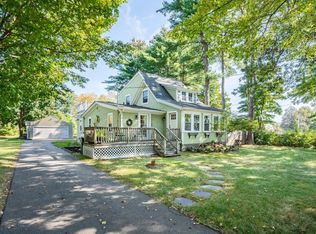 9 Flag Pond Rd, Saco, ME 04072