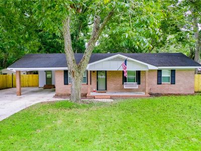 553 Leisure Ln, Blackshear, GA, 31516