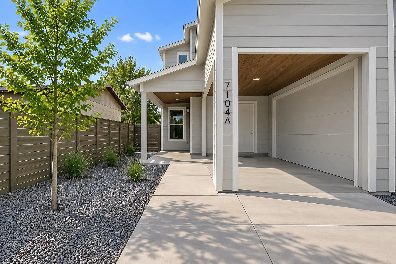 7104 Blessing Ave — Photo 2