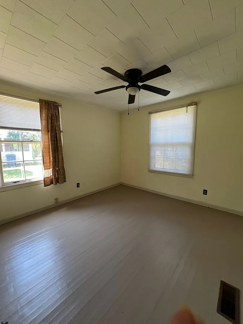 909 Marvin Ave. — Photo 4
