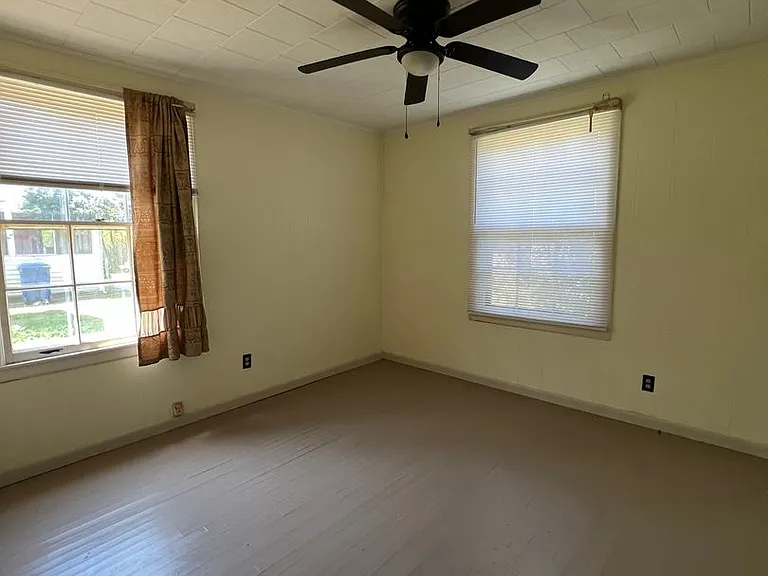 909 Marvin Ave — Photo 4