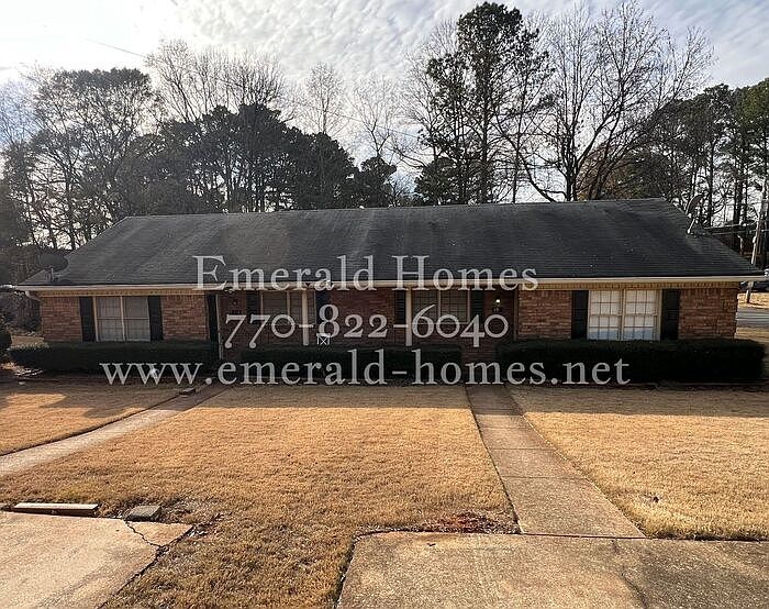 1st image of 396 Dixie Ct