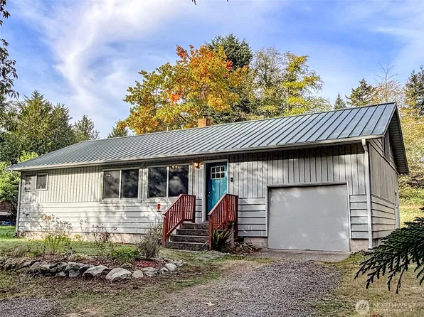 1321 E Marrowstone Road, Nordland, WA 98358