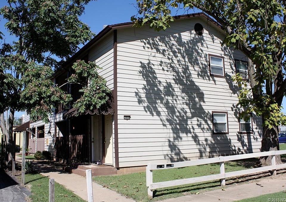 2nd image of 1016 S Quaker Ave