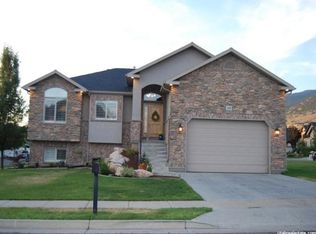 238 W 925 N, Centerville, UT 84014