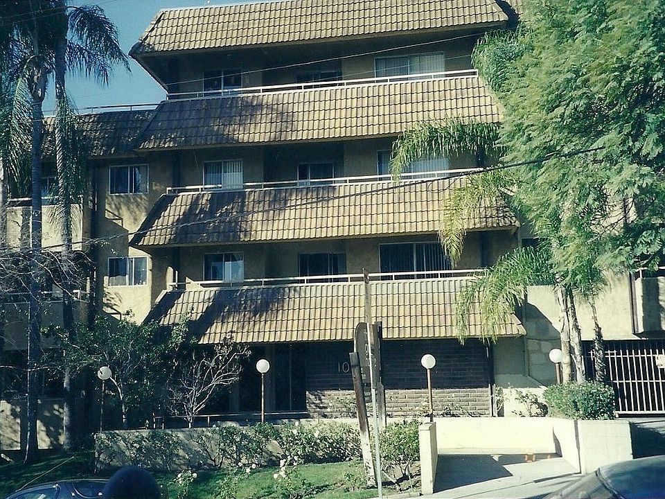 1st image of 1011 Palm Ave