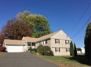 3 Morgan Cir, Wethersfield, CT 06109