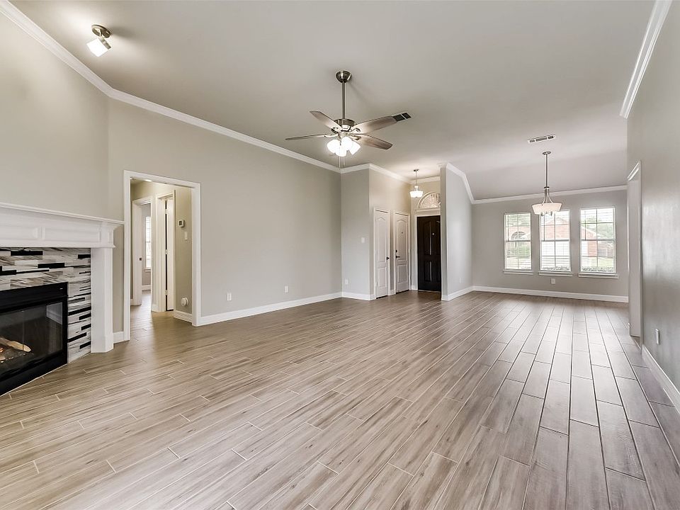 1st image of 6216 Roaring Springs Dr