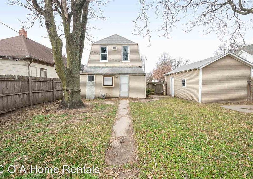 2nd image of 1018 S Pattie St
