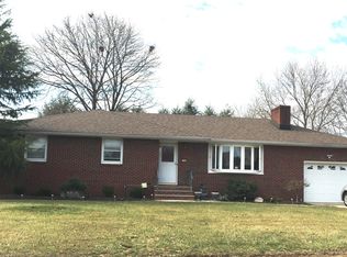1376 Huron Rd, North Brunswick, NJ 08902