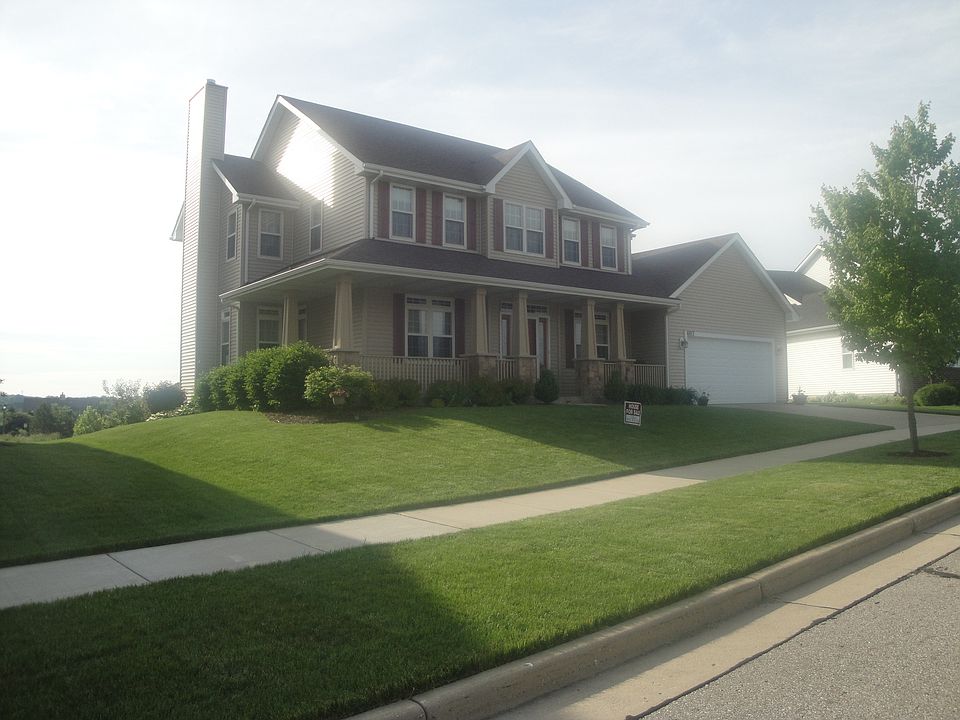 Front & Side of Home