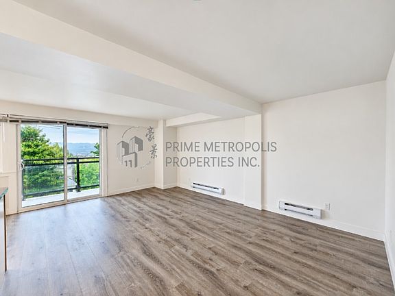 3rd image of 1601 Taylor Ave N APT 403