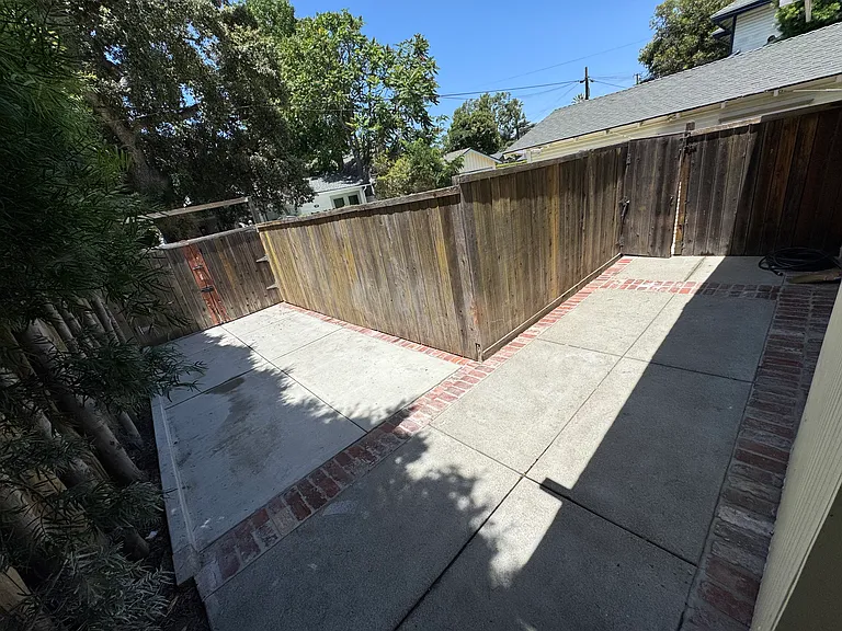 440 S Center St — Photo 18