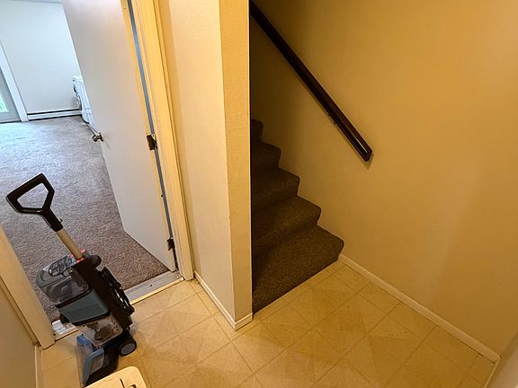 5th image of 305 Cindy Dr #A