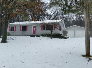 2081 Alice St, Farwell, MI 48622