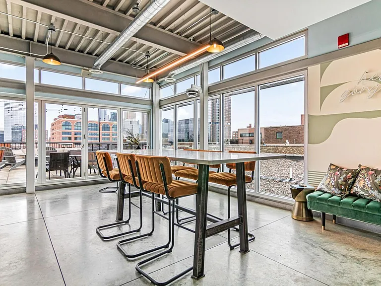Building's Lounge
