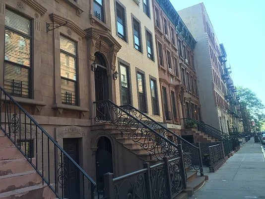 Rented by Bohemia Realty Group | media 23